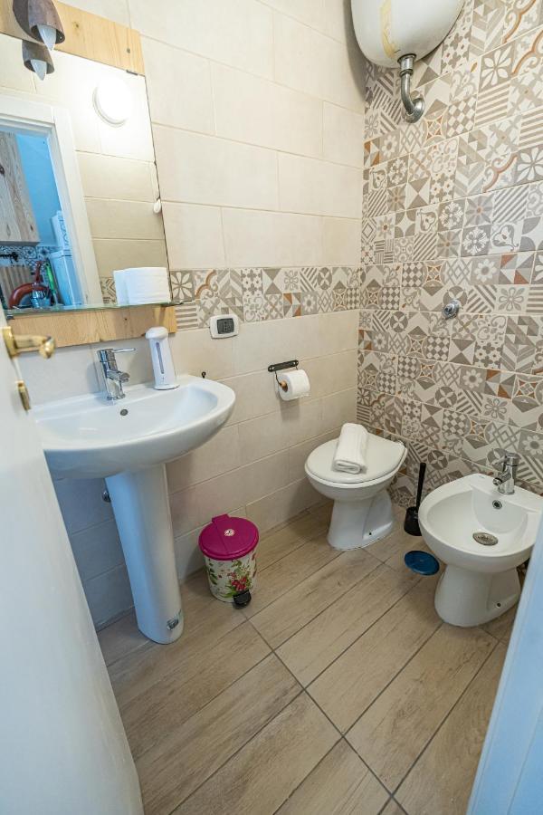 Casa Vacanze Decumano 18 那不勒斯 外观 照片
